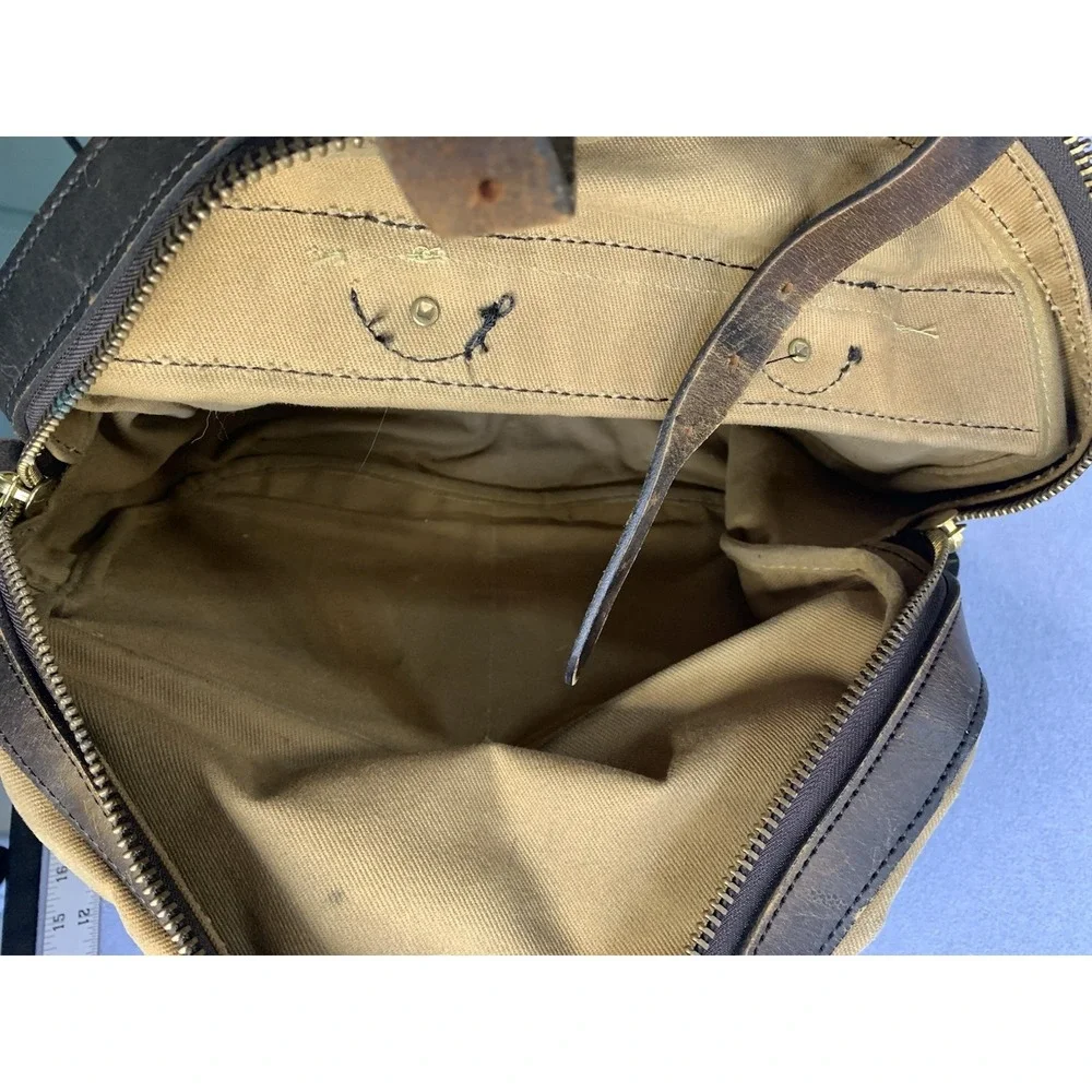 VTG CC Filson Co. Seattle Tan Canvas Leather Backpack Adjustable Straps Buckle